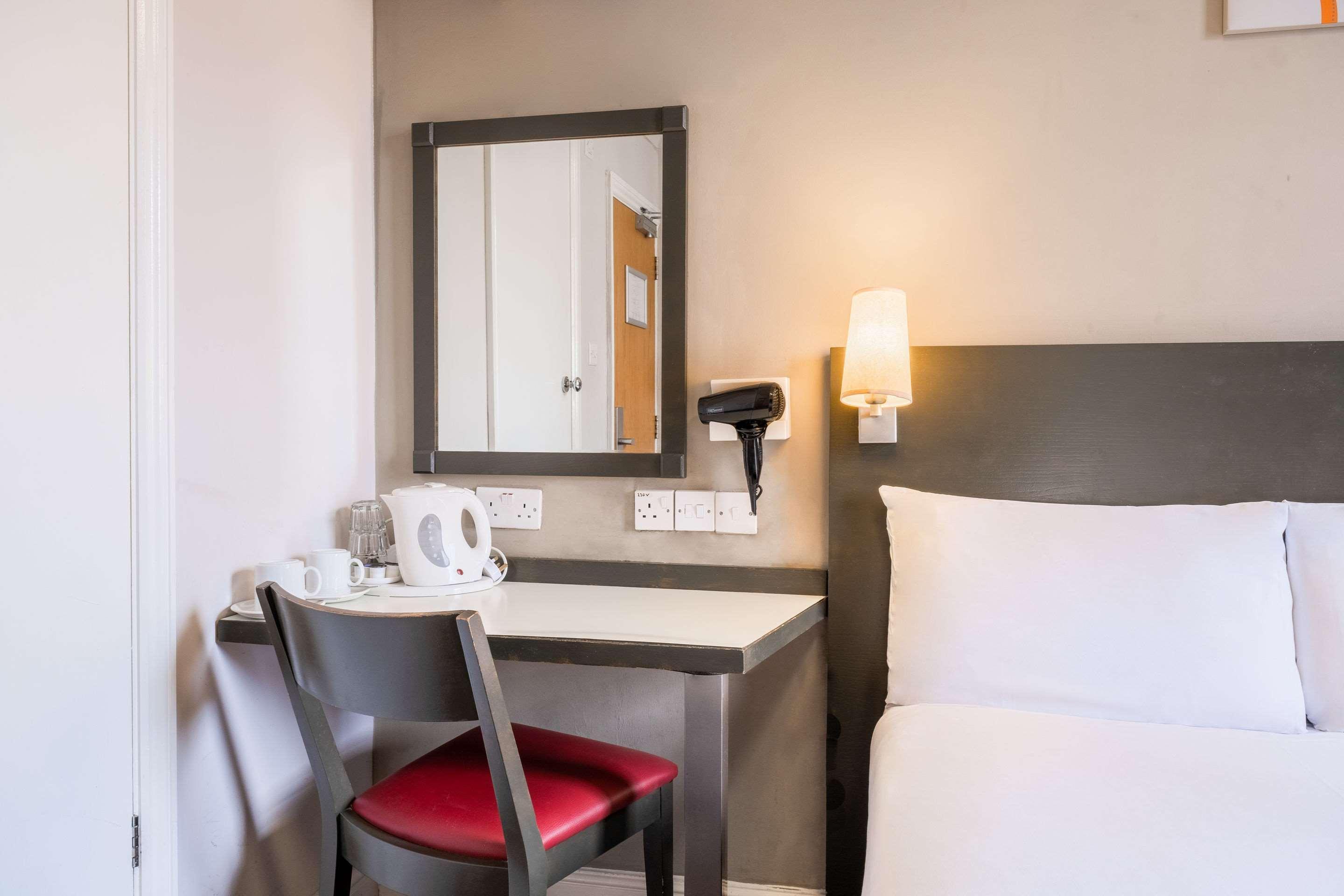 Comfort Inn London - Westminster Exterior photo