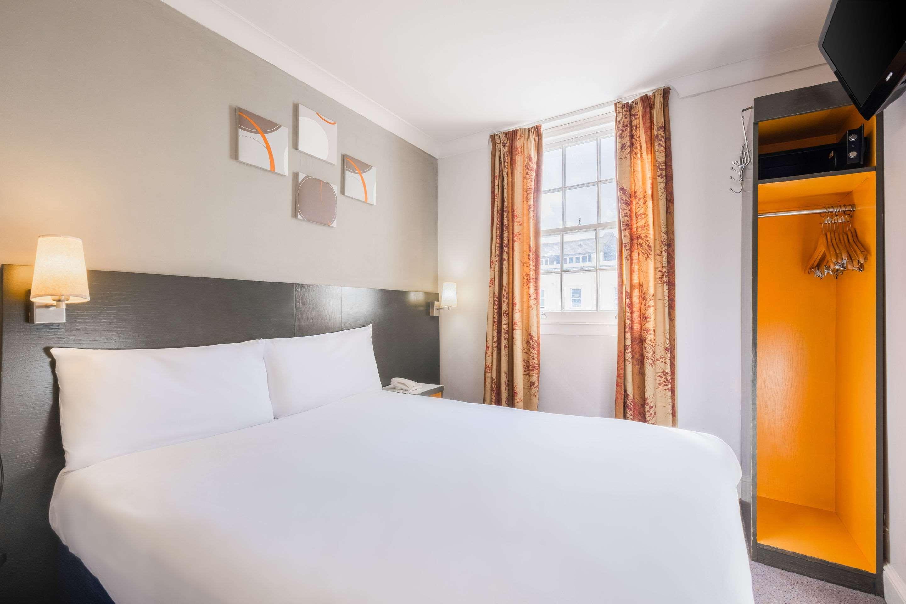 Comfort Inn London - Westminster Exterior photo