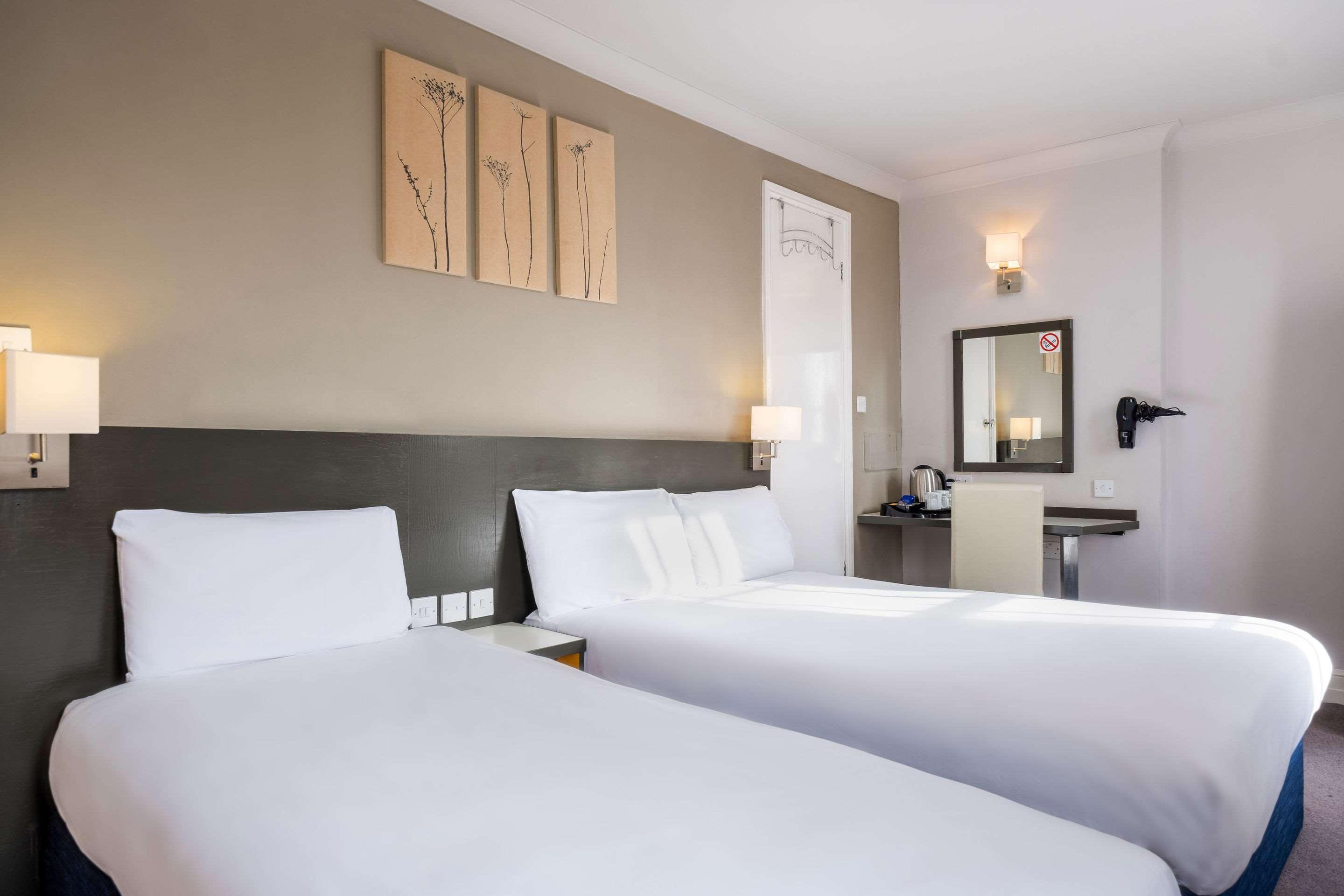 Comfort Inn London - Westminster Exterior photo